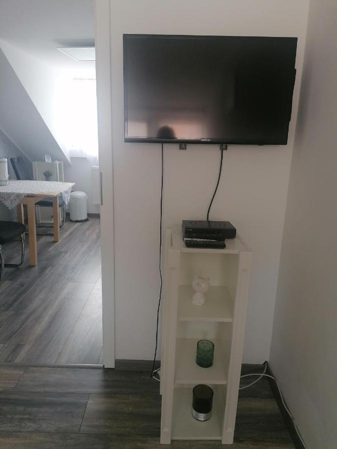 סארלואי Ferienwohnung Andreea מראה חיצוני תמונה